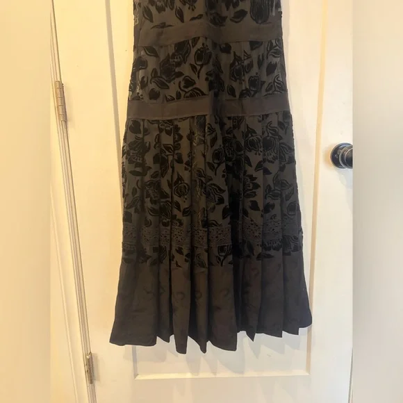 Coach Black Floral lace and velvet Maxi Dress - Picture 10 of 17